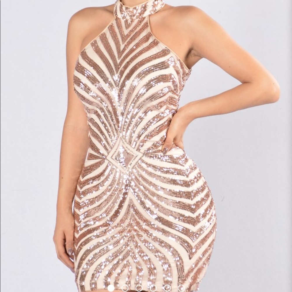 Beautiful Fashion Nova Sequin Dress!